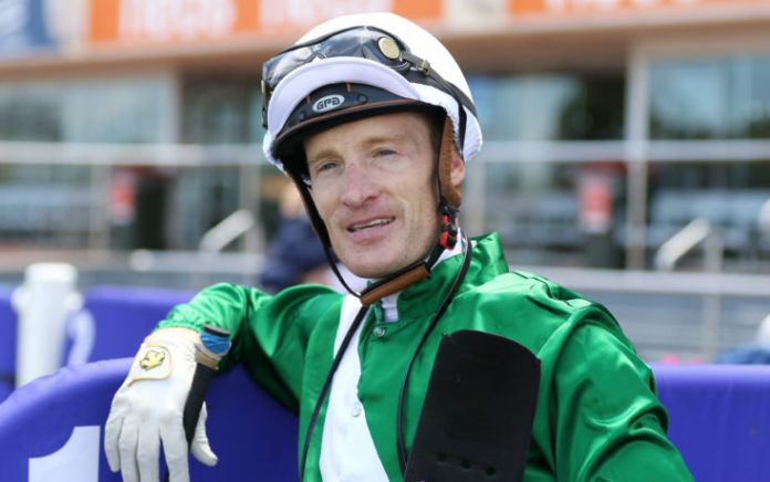 The Singapore Turf Club has granted a one-day visiting jockey’s licence to Australian jockey Mark Zahra (pictured) to ride at the Kranji Mile meeting next Saturday, 18 May.